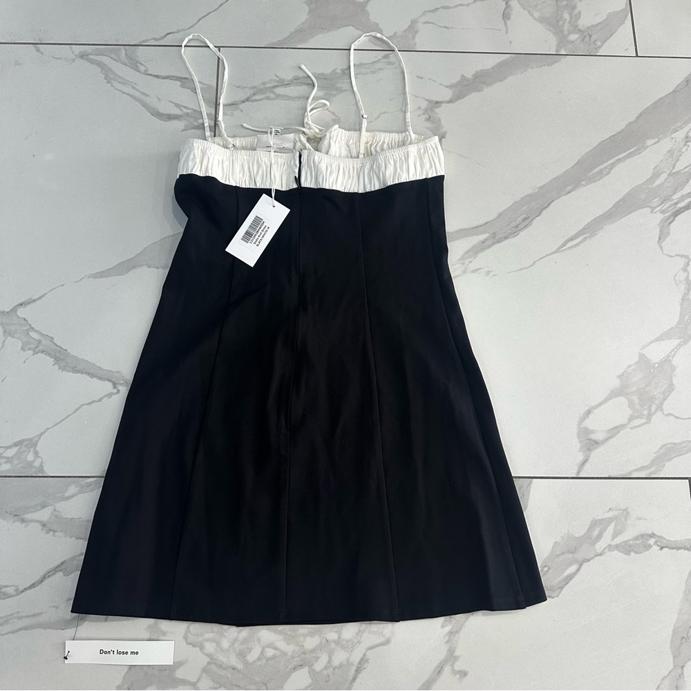 NWT Reformation Sadie Knit Mini Dress Medium Black/White Two Tone Back Zip - Picture 2 of 11